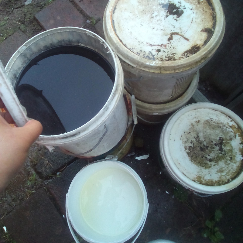 Download Free Paint + Buckets 10L - 15L?! | Freestuff